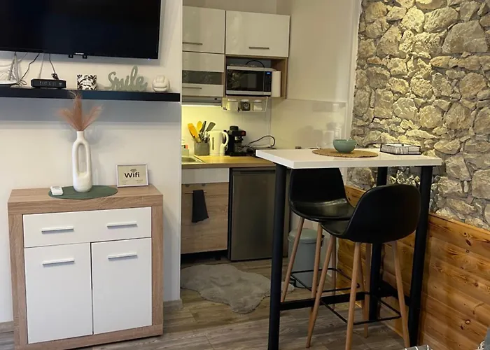 Kaland 1 Apartment *